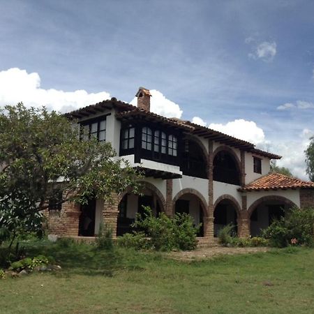 Dofa Hosteria Bed and Breakfast Villa de Leyva Esterno foto